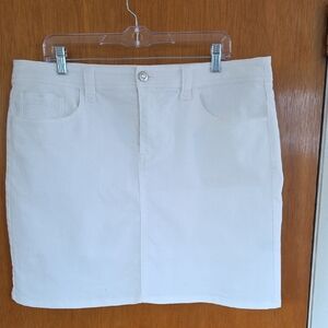 Elegant White Skort